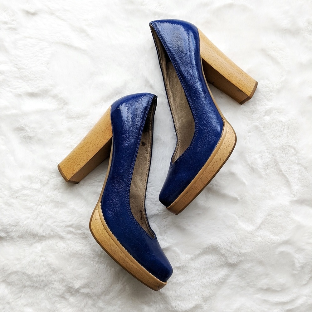 Micheal Kors Blue Leather Heels